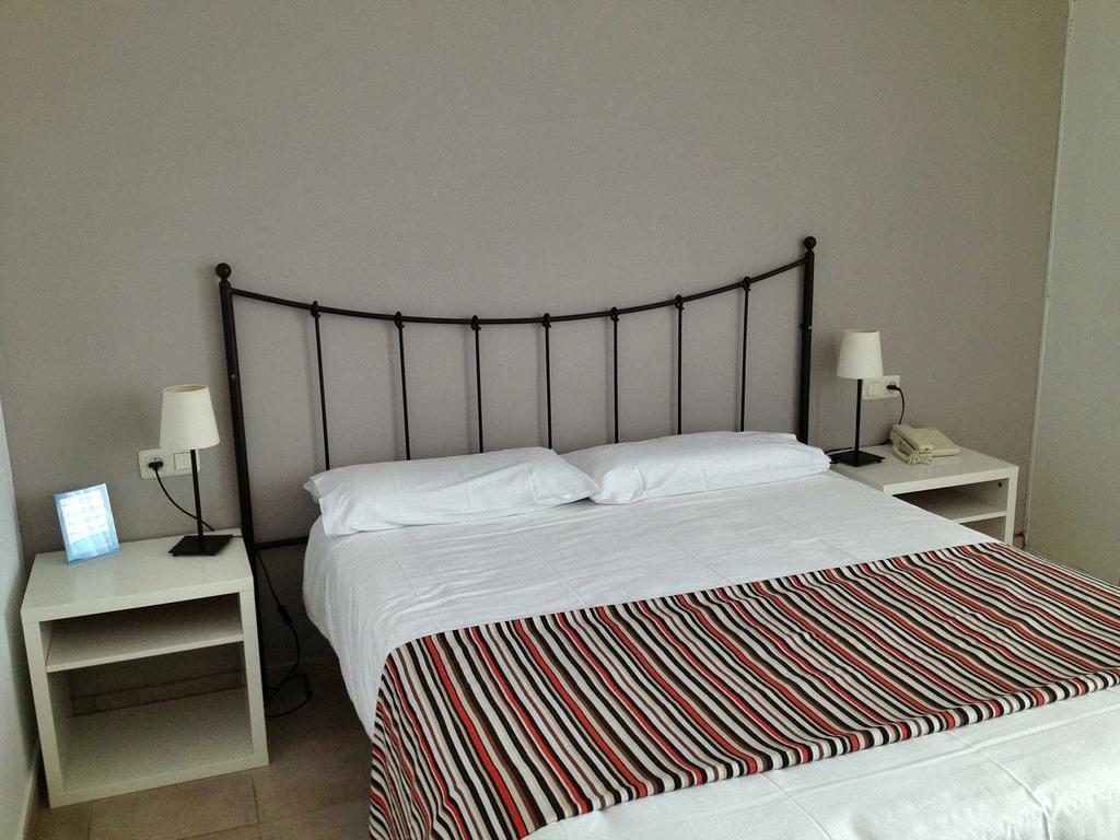 Casa Del Mar Hotel & Apartaments ロザス 部屋 写真