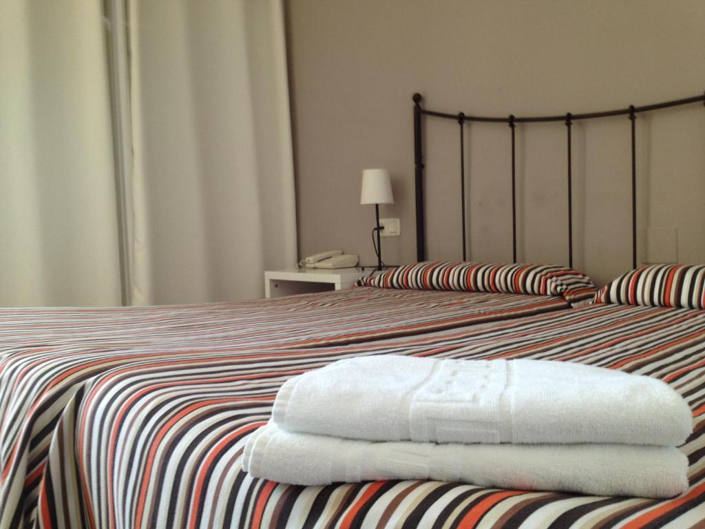 Casa Del Mar Hotel & Apartaments ロザス エクステリア 写真